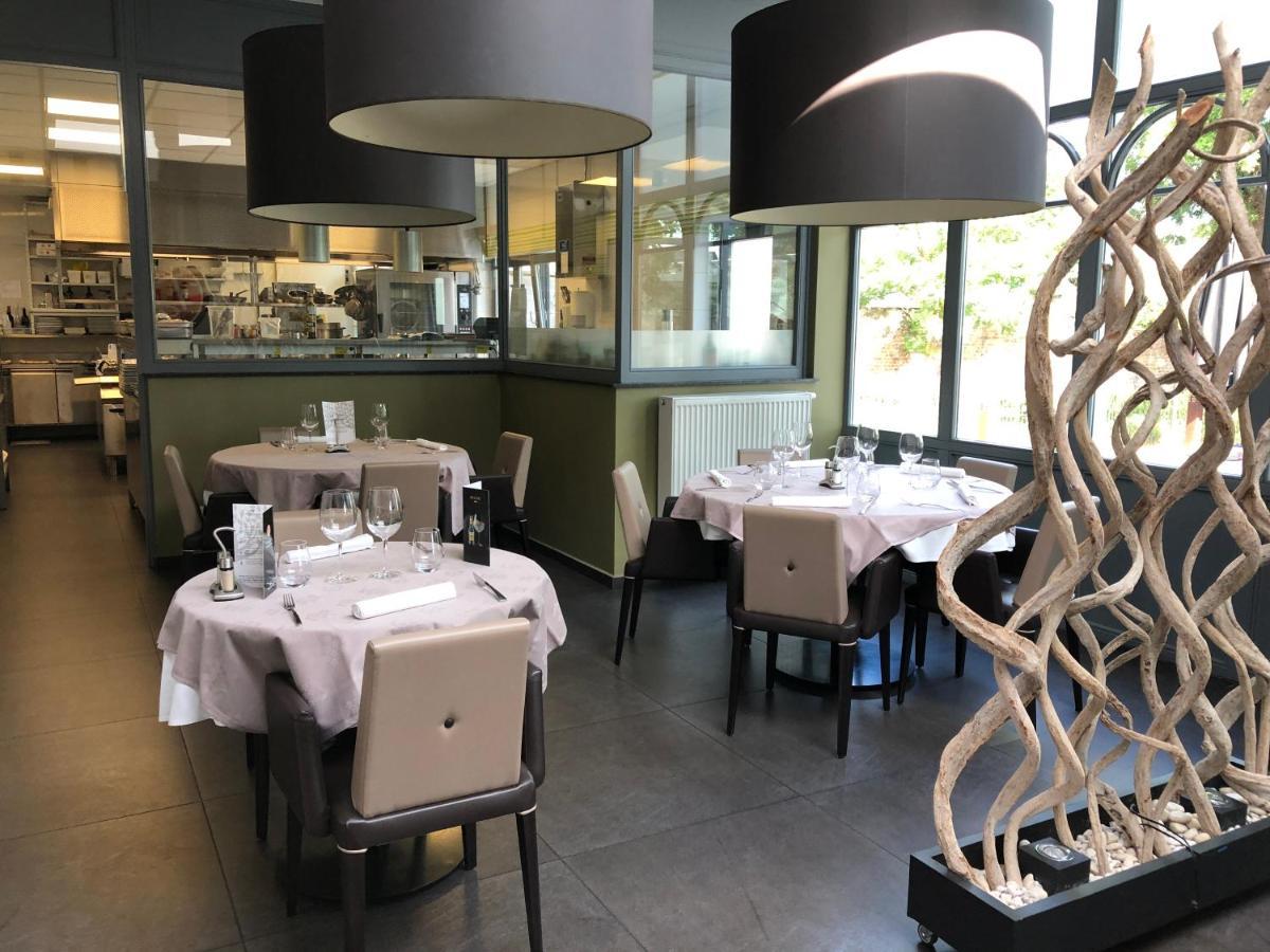 La Table D'Auguste Hotel Dour Exterior photo