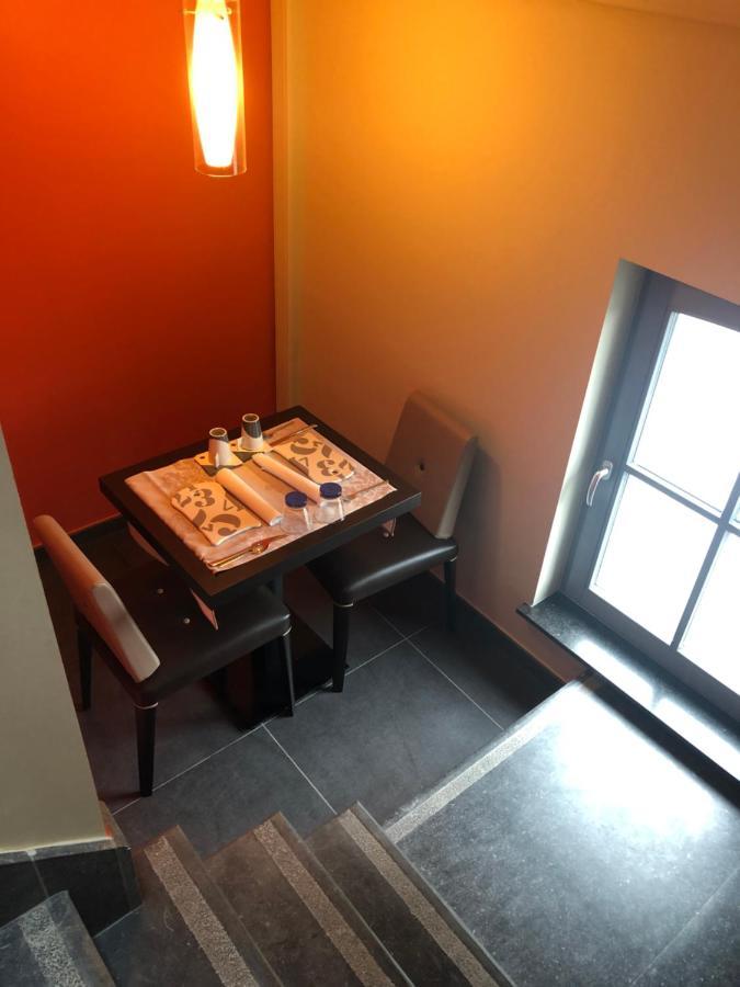 La Table D'Auguste Hotel Dour Exterior photo